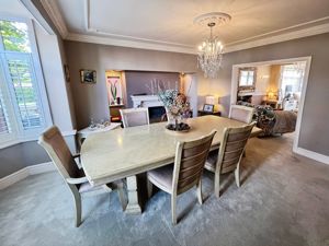 Dining room- click for photo gallery
